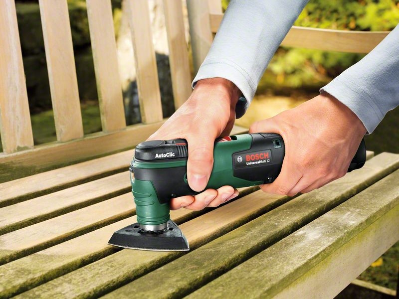 Шлифовальная машина Bosch UniversalMulti 12 (с аккумулятором)