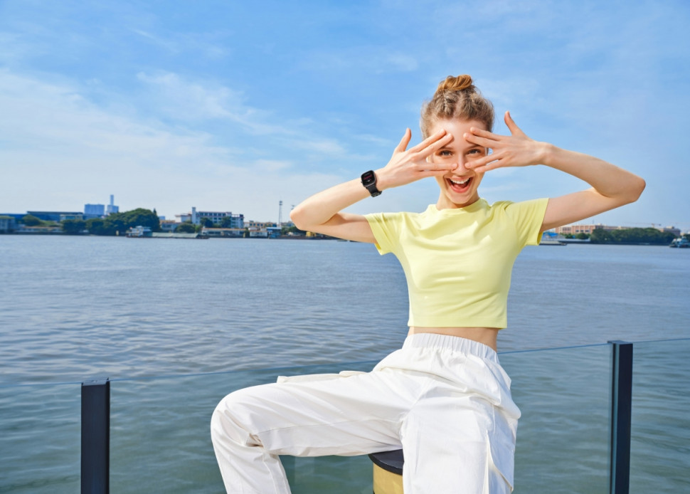 Умные часы Amazfit GTS 2 mini (полночный черный) Умные часы Amazfit GTS 2 mini (полночный черный)