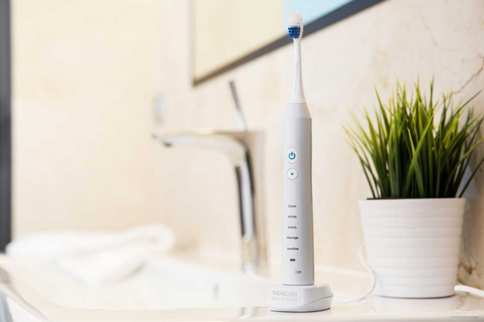 Электрическая зубная щетка Sencor SOC 3312WH Электрическая зубная щетка Sencor SOC 3312WH