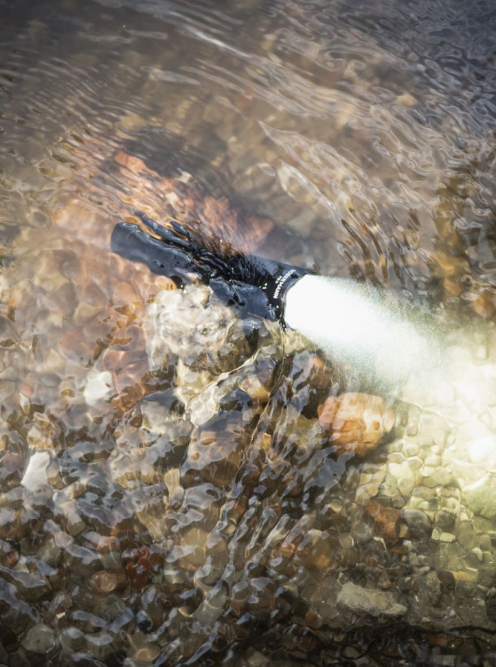 Фонарь Armytek Dobermann Pro Magnet USB (теплый свет) Фонарь Armytek Dobermann Pro Magnet USB (теплый свет)