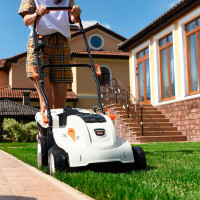 Колёсная газонокосилка Daewoo Power DLM 4040Li (без АКБ)