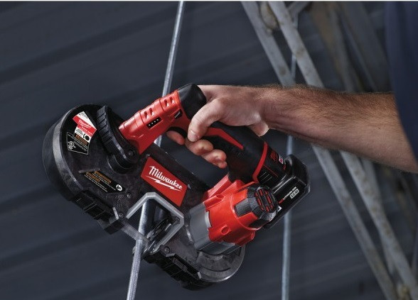 Ленточная пила Milwaukee M12 BS-402C