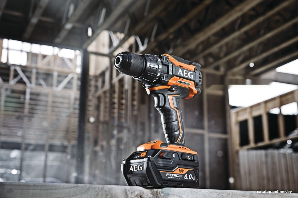 Ударная дрель-шуруповерт AEG Powertools BSB 18BL LI-602C 4935464100 (с 2-мя АКБ 6 Ач, кейс) Ударная дрель-шуруповерт AEG Powertools BSB 18BL LI-602C 4935464100 (с 2-мя АКБ 6 Ач, кейс)