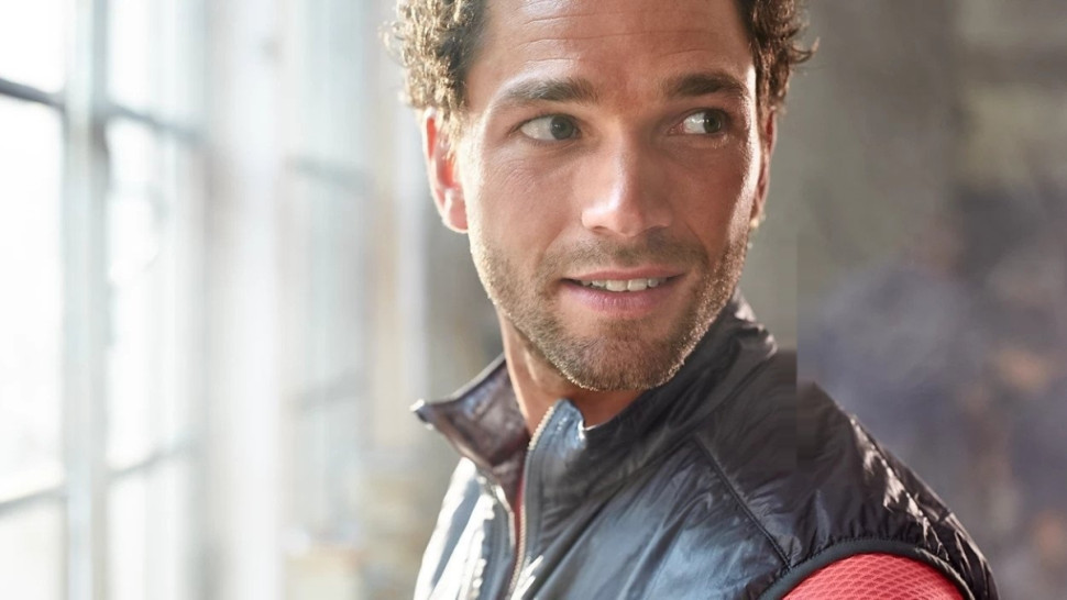 Машинка для стрижки волос Philips Beardtrimmer series 3000 BT3208/13 Машинка для стрижки волос Philips Beardtrimmer series 3000 BT3208/13