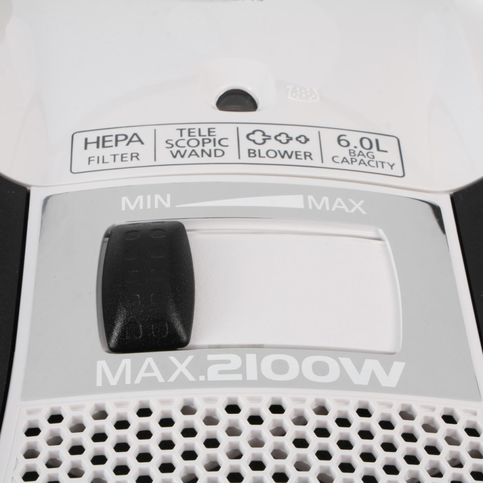 Пылесос Panasonic MC-CG715W