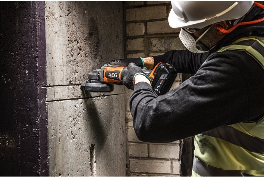 Угловая шлифмашина AEG Powertools BEWS 18-125BLPX2-0 4935480857 (без АКБ)