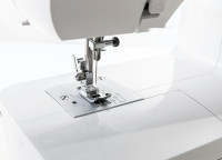 Электромеханическая швейная машина Jaguar LX-100