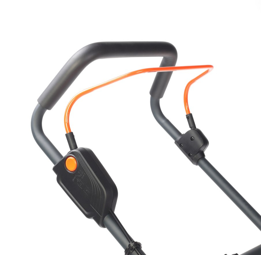 Снегоуборщик Patriot PE 4542 LCT (с 2-мя АКБ) Снегоуборщик Patriot PE 4542 LCT (с 2-мя АКБ)