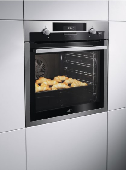 Духовой шкаф AEG BEM455120M Духовой шкаф AEG BEM455120M