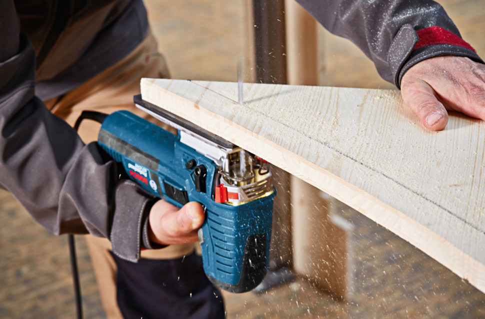 Лобзик Bosch GST 160 CE Лобзик Bosch GST 160 CE