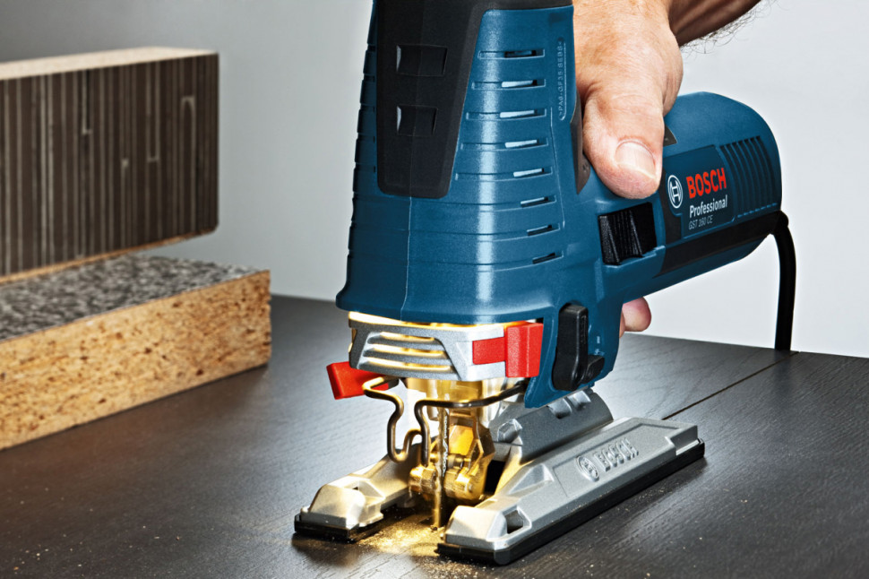 Лобзик Bosch GST 160 CE Лобзик Bosch GST 160 CE