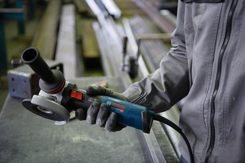 Угловая шлифмашина Bosch GWS 14-125 S Professional 06017D0100 Угловая шлифмашина Bosch GWS 14-125 S Professional 06017D0100