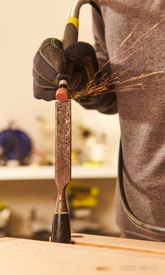 Шлифовальная машина Ryobi R18RT-0 (без АКБ)