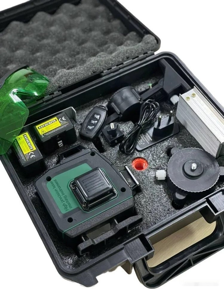 Лазерный нивелир Favourite LL 16 Лазерный нивелир Favourite LL 16