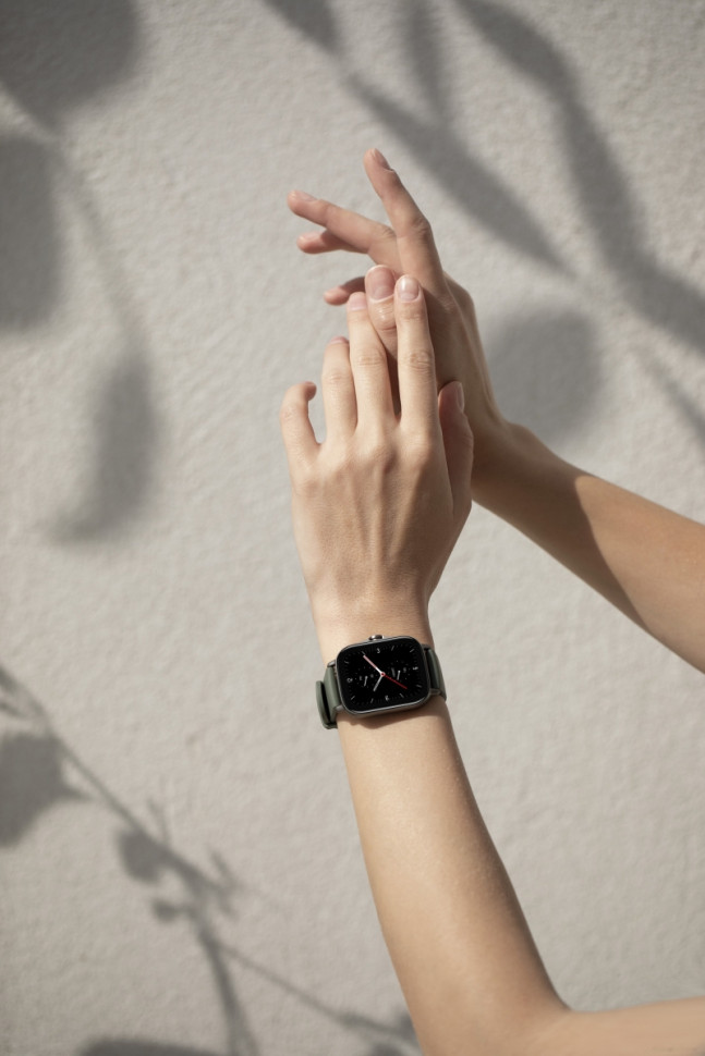 Умные часы Amazfit GTS 2e (зеленый мох) Умные часы Amazfit GTS 2e (зеленый мох)