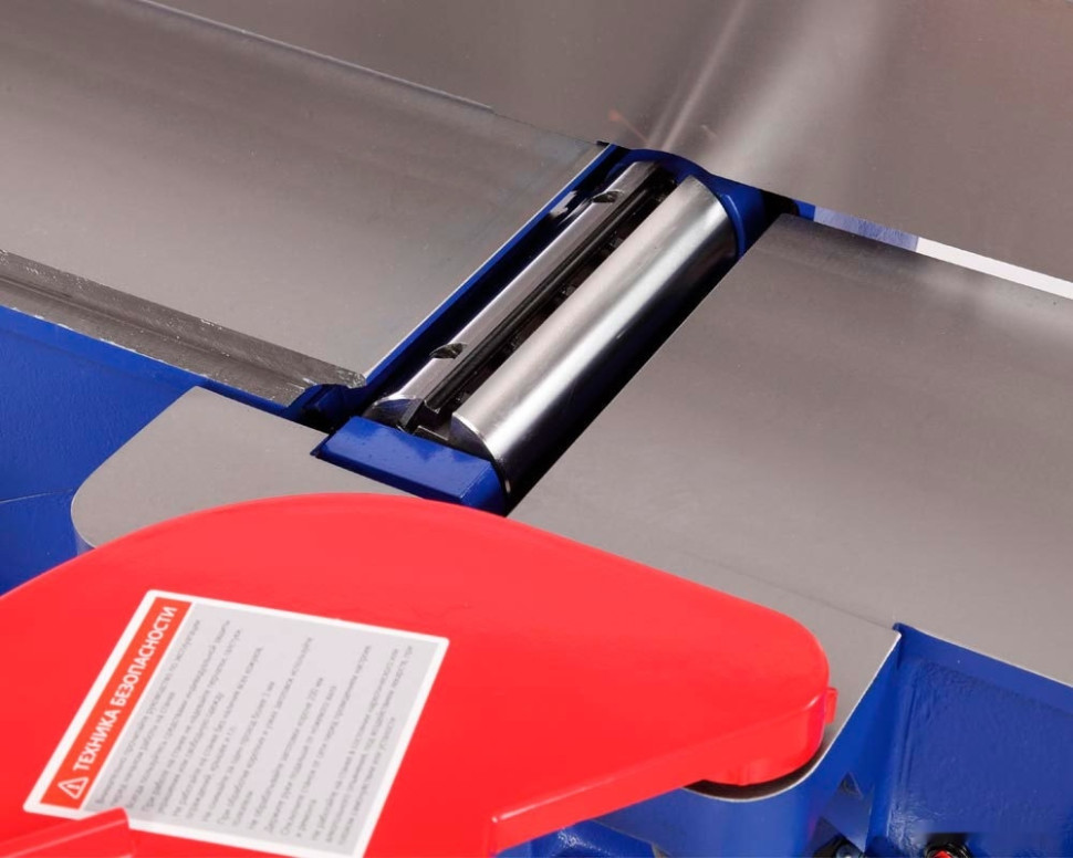 Деревообрабатывающий станок Белмаш J200/1800AR Деревообрабатывающий станок Белмаш J200/1800AR