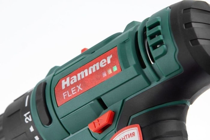 Дрель-шуруповерт Hammer Flex ACD18BS (с 2-мя АКБ, кейс) Дрель-шуруповерт Hammer Flex ACD18BS (с 2-мя АКБ, кейс)