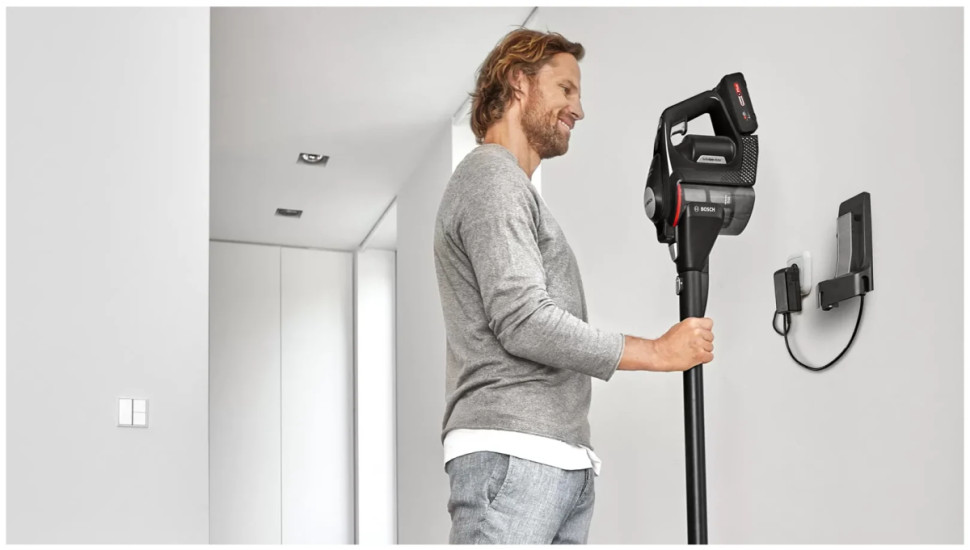 Пылесос Bosch BCS8214BL