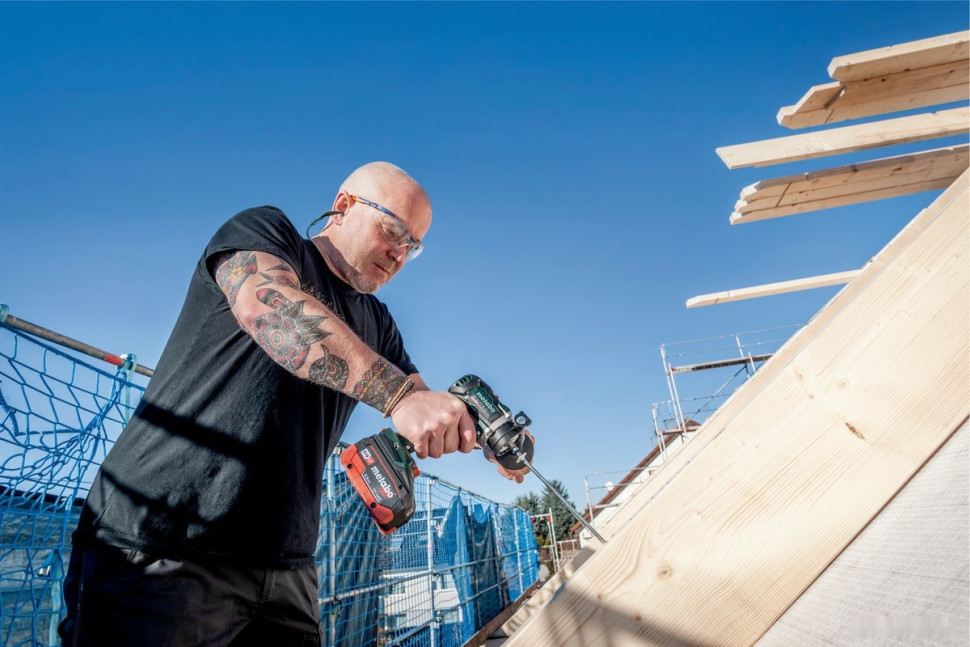 Дрель-шуруповерт Metabo BS 18 LTX BL Q I 602359850 (без АКБ) Дрель-шуруповерт Metabo BS 18 LTX BL Q I 602359850 (без АКБ)