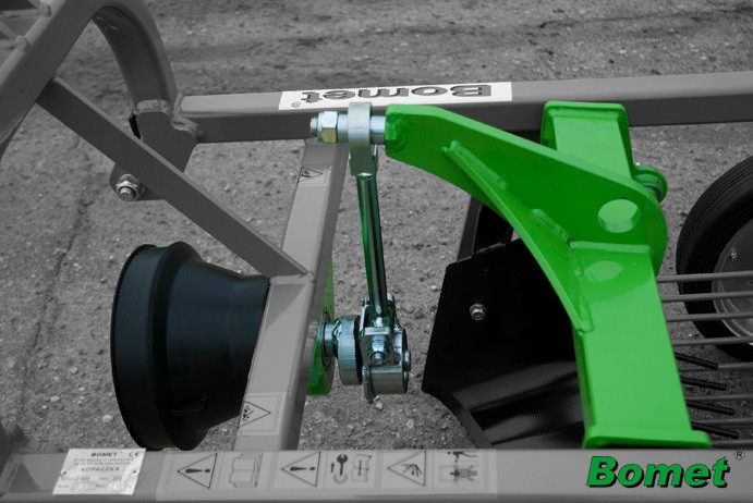 Картофелекопалка Bomet URSA Z655/1 Картофелекопалка Bomet URSA Z655/1