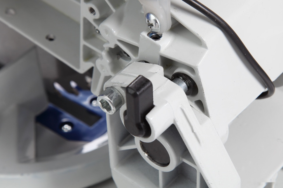 Торцовочная пила Белмаш MS B-255 Торцовочная пила Белмаш MS B-255