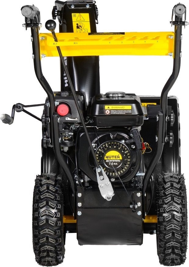 Снегоуборщик Huter SGC 6.8 Снегоуборщик Huter SGC 6.8