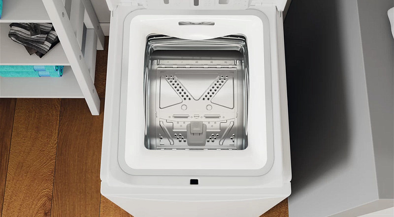 Стиральная машина Indesit BTWL 60400 Стиральная машина Indesit BTWL 60400