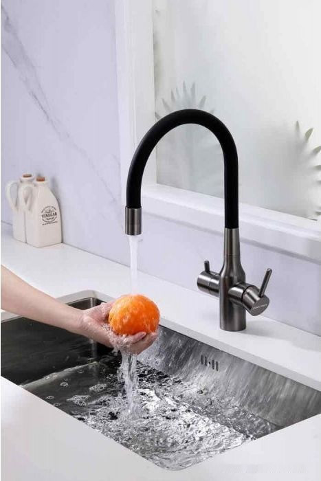 Смеситель Paulmark Salix Sa213419-GM (черный/вороненая сталь) Смеситель Paulmark Salix Sa213419-GM (черный/вороненая сталь)