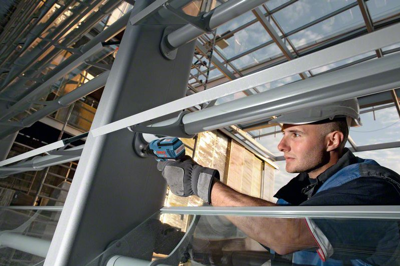 Ударный винтоверт Bosch GDR 12V-110 Professional 06019E0005 (с 2-мя АКБ, кейс)