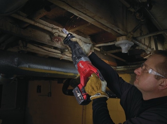 Сабельная пила Milwaukee M18 BSX-0 Сабельная пила Milwaukee M18 BSX-0