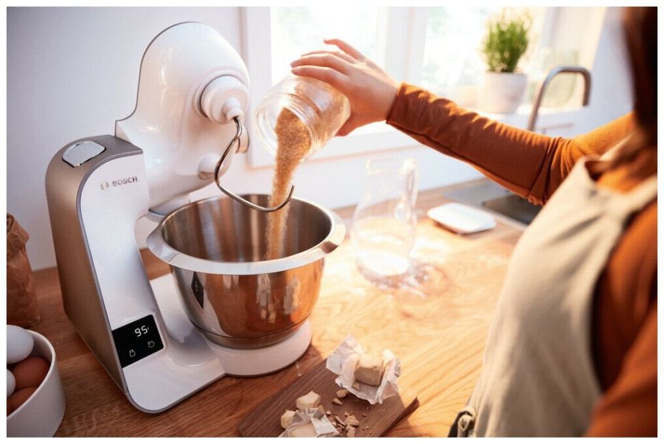 Кухонный комбайн Bosch MUM5XW10 Кухонный комбайн Bosch MUM5XW10