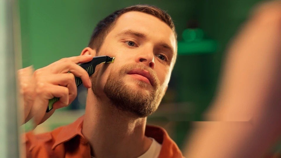 Машинка для стрижки волос Philips OneBlade Pro Face QP6506/15 Машинка для стрижки волос Philips OneBlade Pro Face QP6506/15