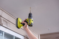 Ударная дрель-шуруповерт Ryobi HP RPD18C-242S 5133004983 (с 2-мя АКБ 4 Ah + 2 Ah, сумка)