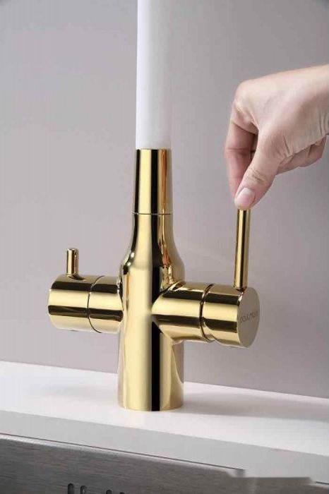 Смеситель Paulmark Salix Sa213419-Gw (золото/белый) Смеситель Paulmark Salix Sa213419-Gw (золото/белый)