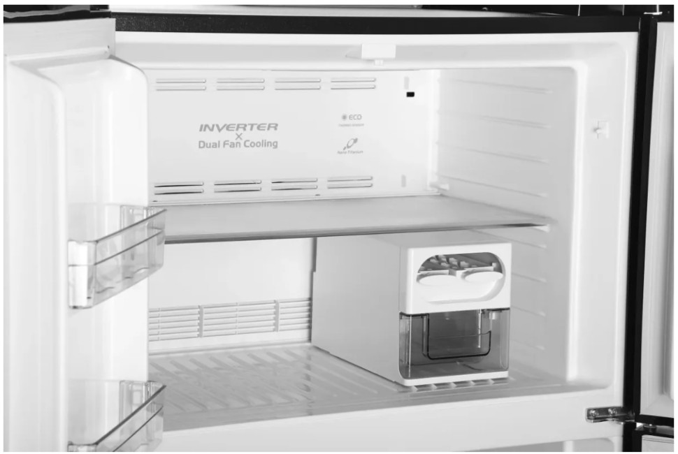Четырёхдверный холодильник Hitachi R-W660PUC7GBK Четырёхдверный холодильник Hitachi R-W660PUC7GBK