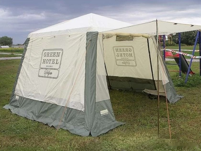Тент-шатер Camping World Green Hotel Volga 138199 (зеленый/бежевый) Тент-шатер Camping World Green Hotel Volga 138199 (зеленый/бежевый)