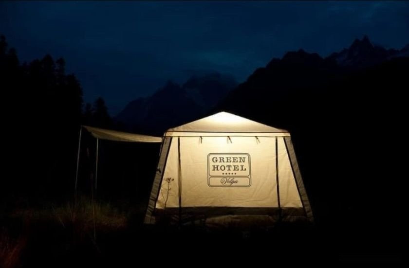 Тент-шатер Camping World Green Hotel Volga 138199 (зеленый/бежевый) Тент-шатер Camping World Green Hotel Volga 138199 (зеленый/бежевый)