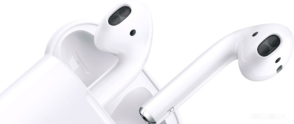 Наушники Apple AirPods 2 в зарядном футляре