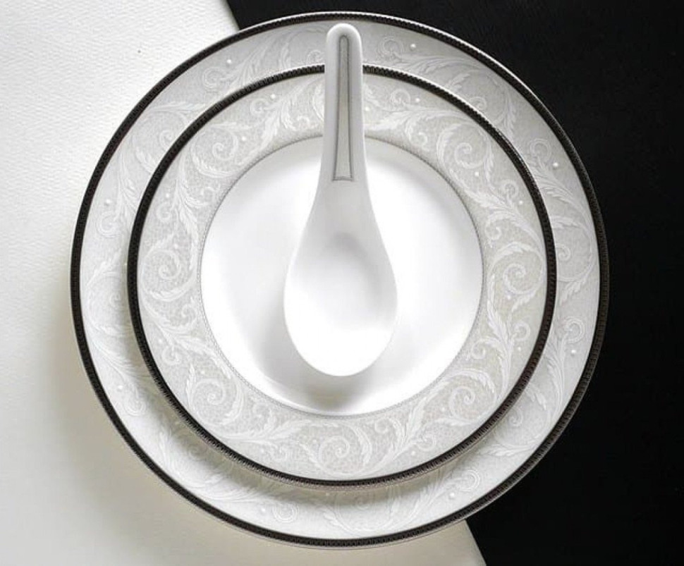 Тарелка обеденная Narumi Платиновый ноктюрн NAR-50685-1557 Тарелка обеденная Narumi Платиновый ноктюрн NAR-50685-1557