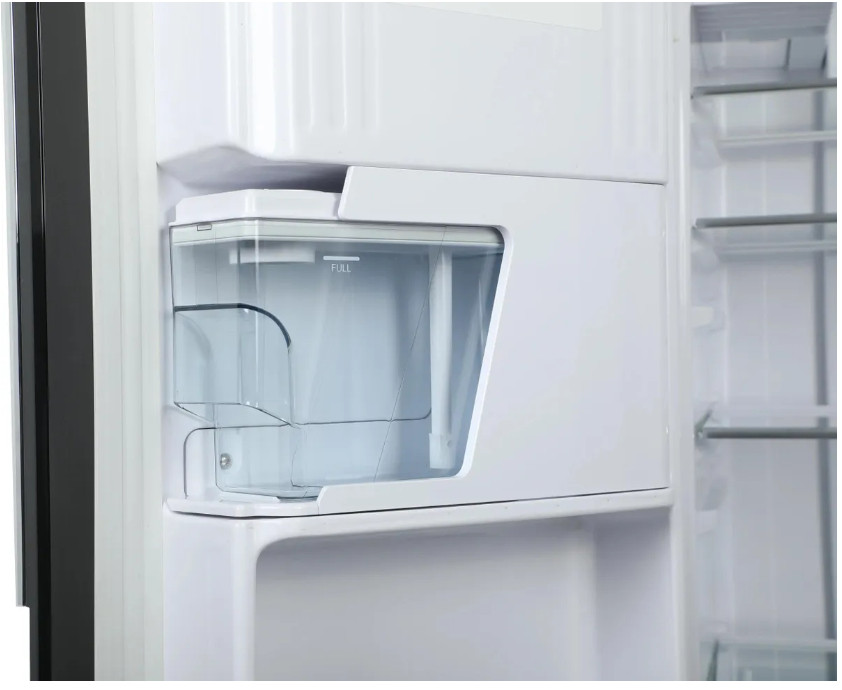 Четырёхдверный холодильник Hitachi R-W660PUC7XGBK Четырёхдверный холодильник Hitachi R-W660PUC7XGBK