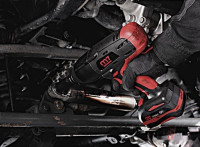 Гайковерт M7 DW-18502 (с 2-мя АКБ, кейс)