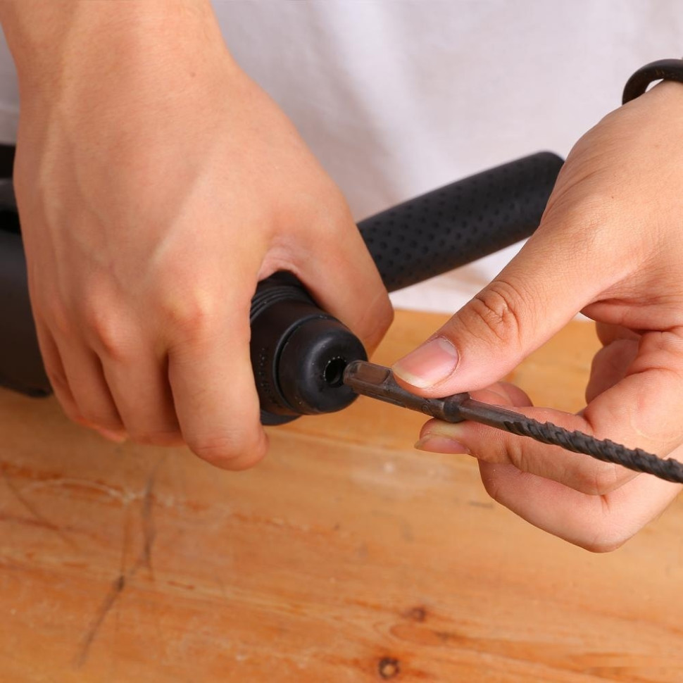 Перфоратор Deko DKH1100W Перфоратор Deko DKH1100W