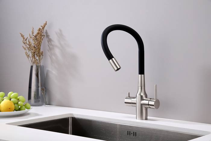 Смеситель Paulmark Salix Sa213419-NI (черный/никель) Смеситель Paulmark Salix Sa213419-NI (черный/никель)