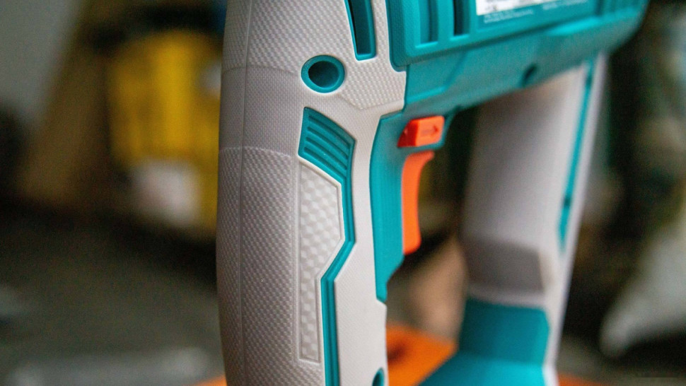 Перфоратор Total TRHLI1601 Перфоратор Total TRHLI1601