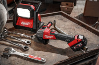 Угловая шлифмашина Milwaukee M18 FSAG125XB-0X Fuel 4933478429 (без АКБ)