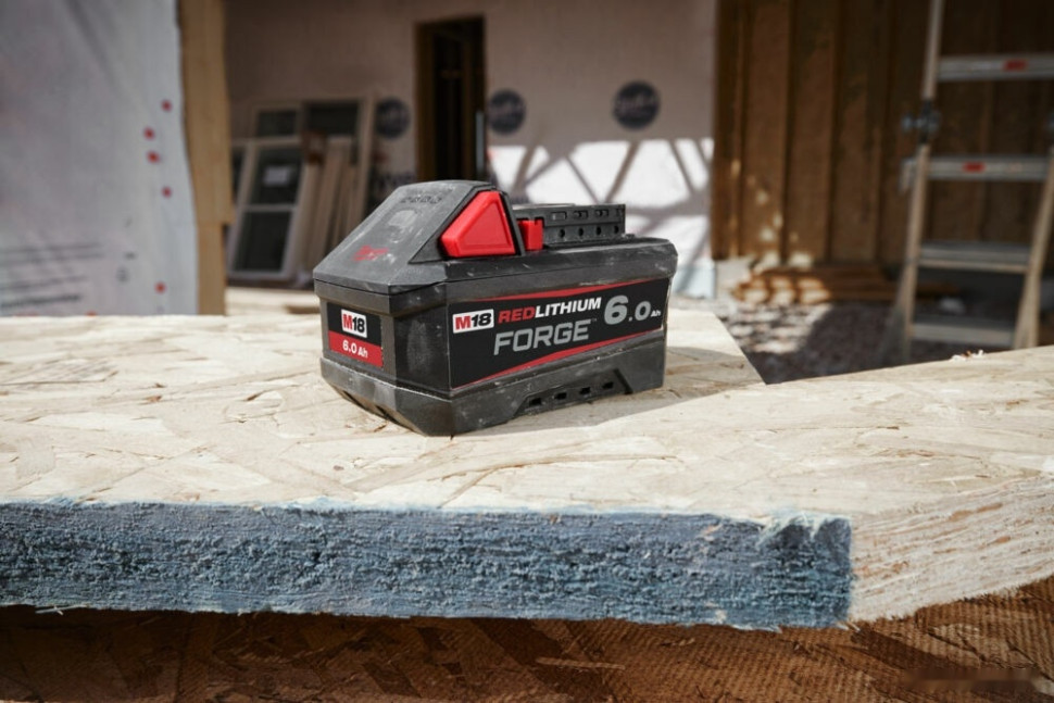 Аккумулятор для инструмента Milwaukee M18 Forge M18FB6 4932492533 (18В/6 Ач) Аккумулятор для инструмента Milwaukee M18 Forge M18FB6 4932492533 (18В/6 Ач)