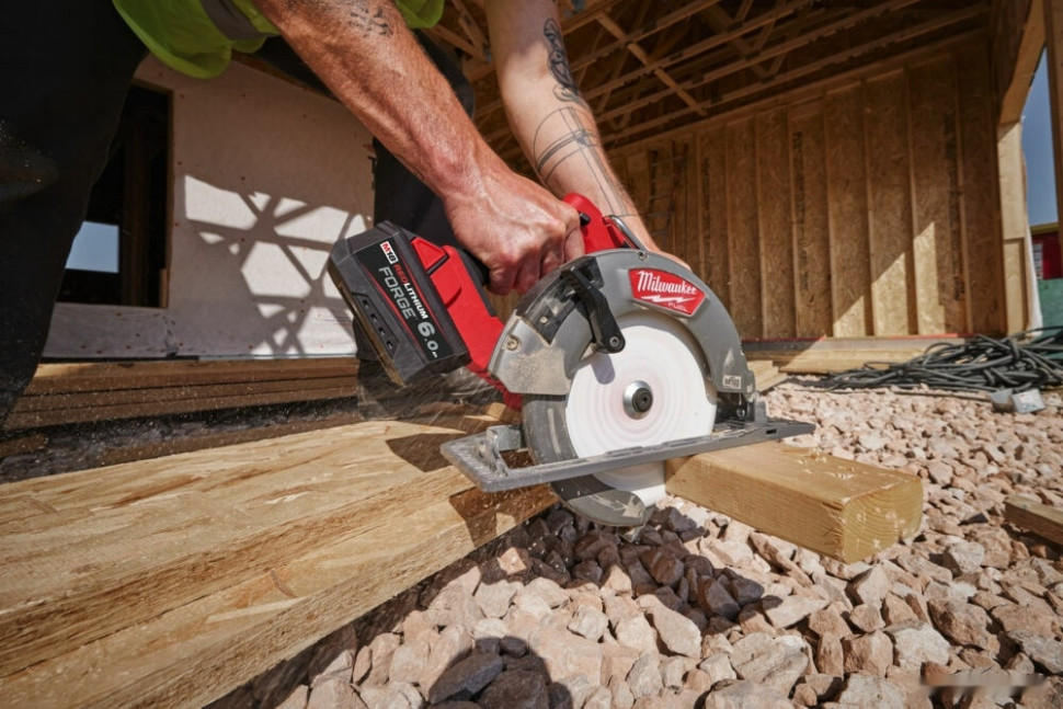 Аккумулятор для инструмента Milwaukee M18 Forge M18FB6 4932492533 (18В/6 Ач) Аккумулятор для инструмента Milwaukee M18 Forge M18FB6 4932492533 (18В/6 Ач)