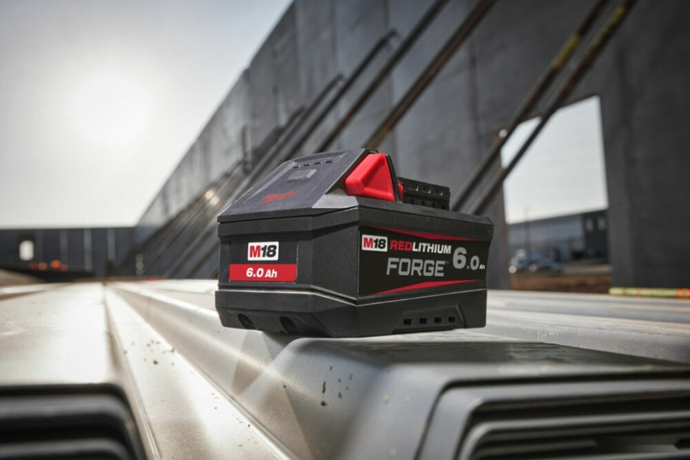 Аккумулятор для инструмента Milwaukee M18 Forge M18FB6 4932492533 (18В/6 Ач) Аккумулятор для инструмента Milwaukee M18 Forge M18FB6 4932492533 (18В/6 Ач)