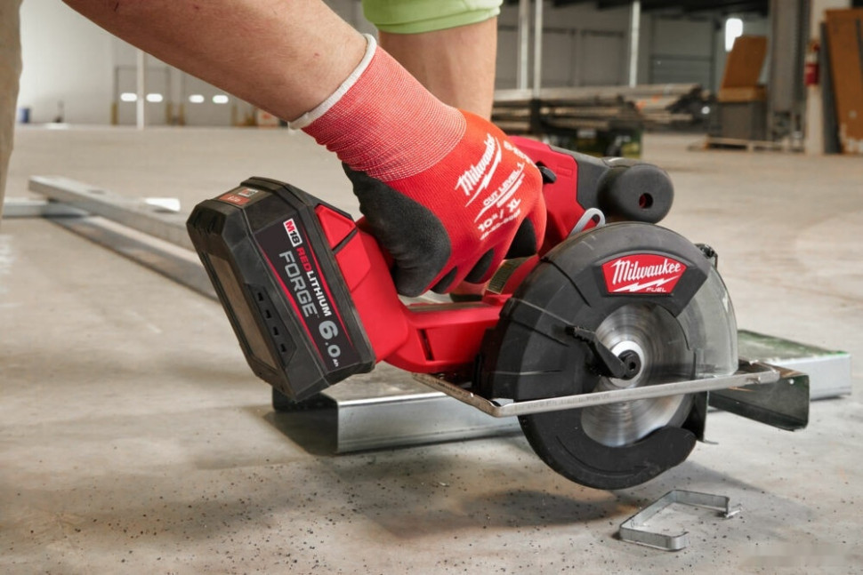 Аккумулятор для инструмента Milwaukee M18 Forge M18FB6 4932492533 (18В/6 Ач) Аккумулятор для инструмента Milwaukee M18 Forge M18FB6 4932492533 (18В/6 Ач)