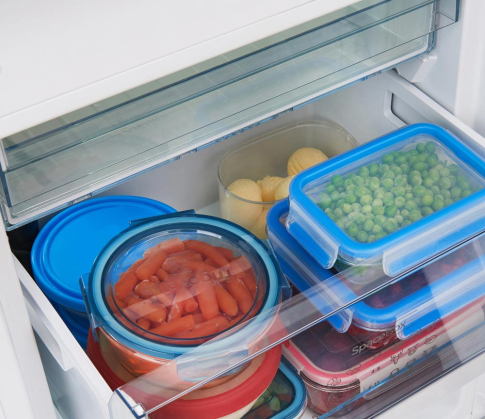 Холодильник с нижней морозильной камерой Gorenje NRKI 2181 E1